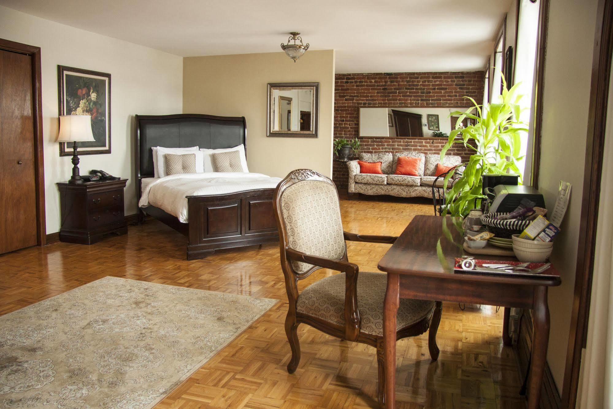 Auberge De La Place Royale Montréal Eksteriør billede